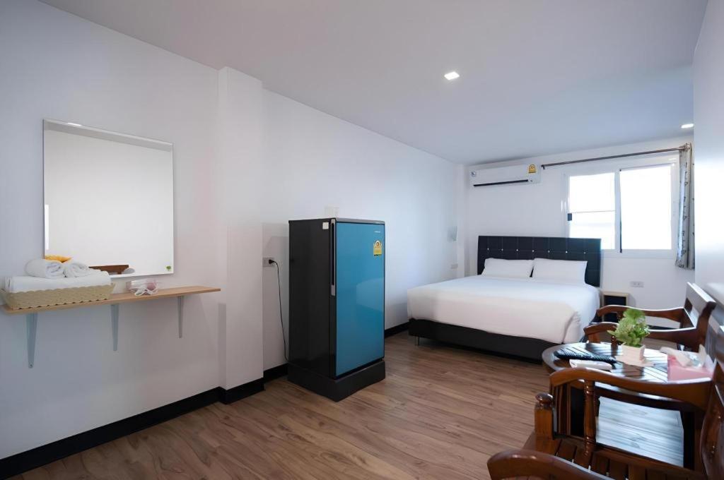 Hoppers Place Donmuang Hostel Bangkok Exterior foto