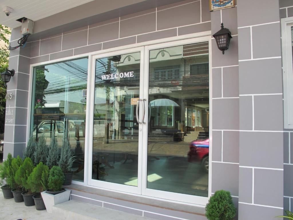 Hoppers Place Donmuang Hostel Bangkok Exterior foto