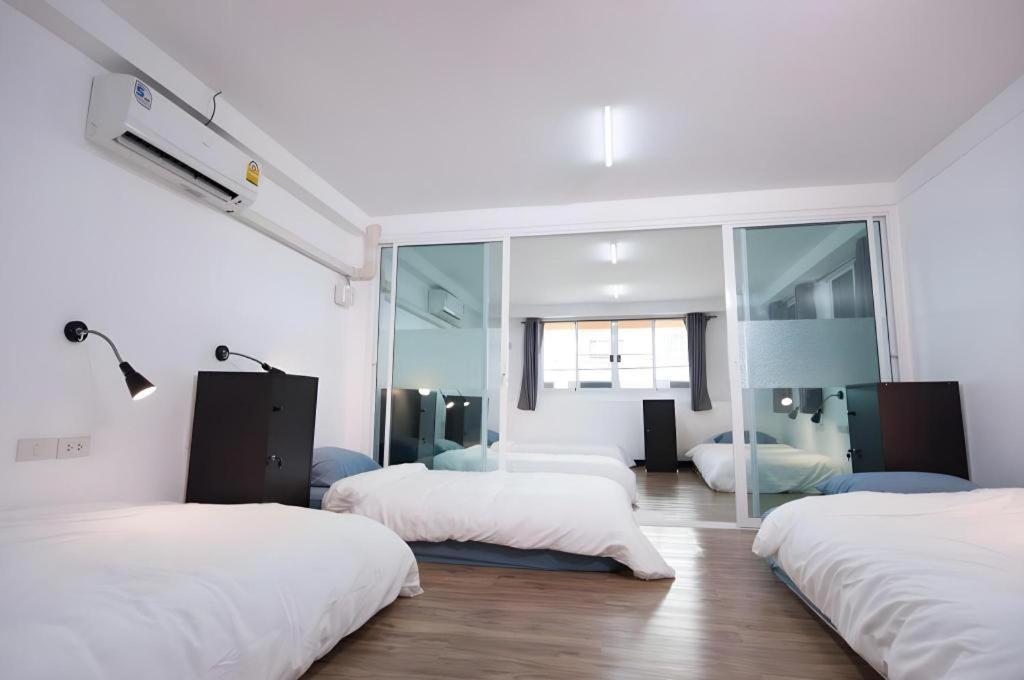 Hoppers Place Donmuang Hostel Bangkok Exterior foto