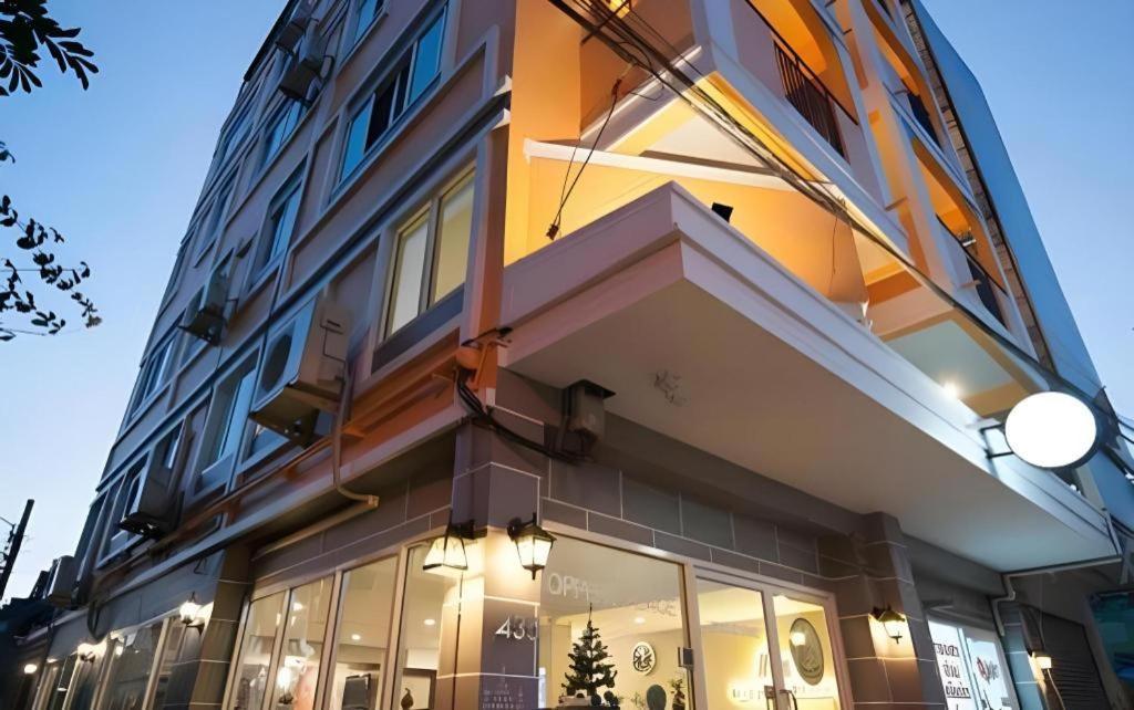 Hoppers Place Donmuang Hostel Bangkok Exterior foto