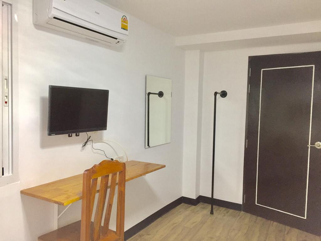 Hoppers Place Donmuang Hostel Bangkok Exterior foto